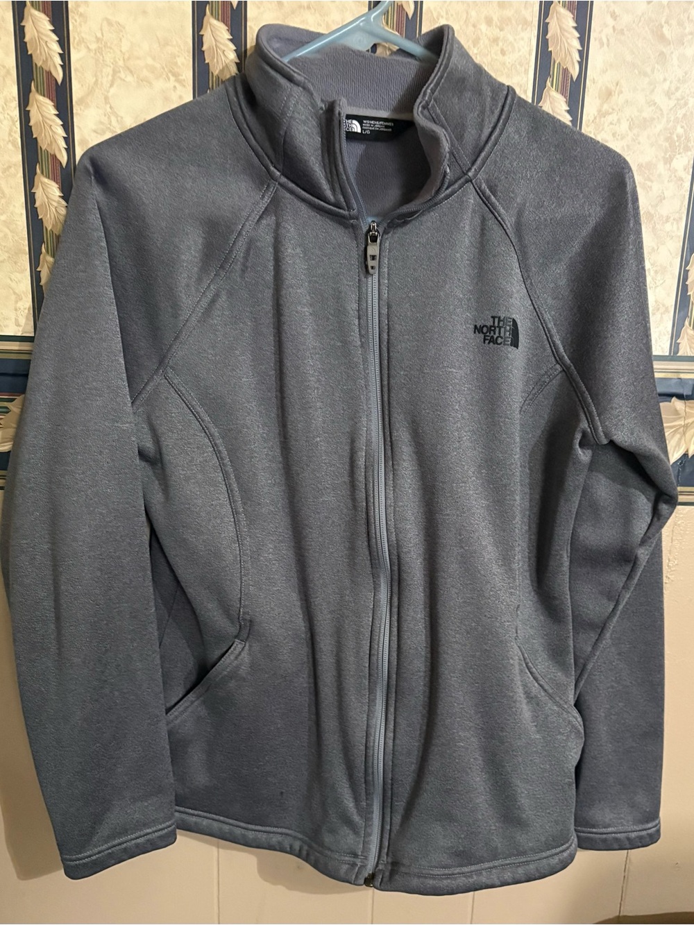 The North Face women’s Gray Full-Zip Fleece Jacket